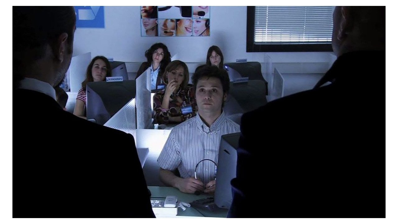 Fuga dal call center Background