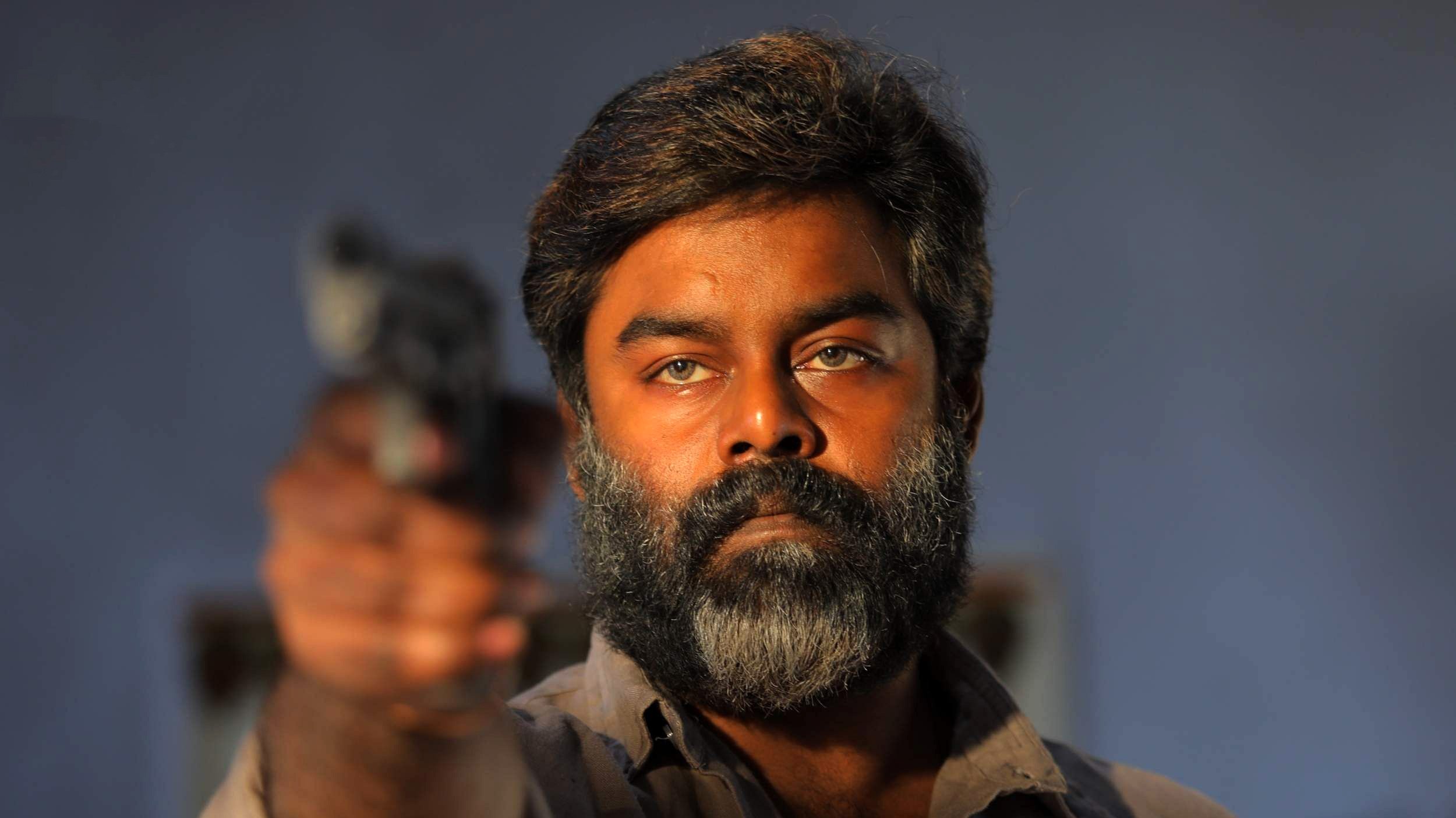 Visithiran Background