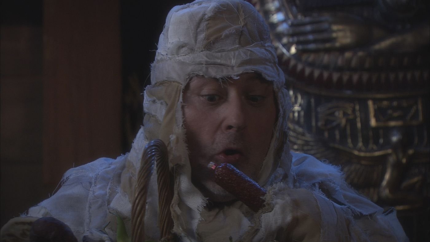 Piet Piraat Special: The Mysterious Mummy Background