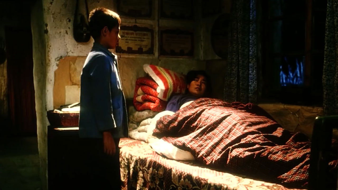 天山雪 Background