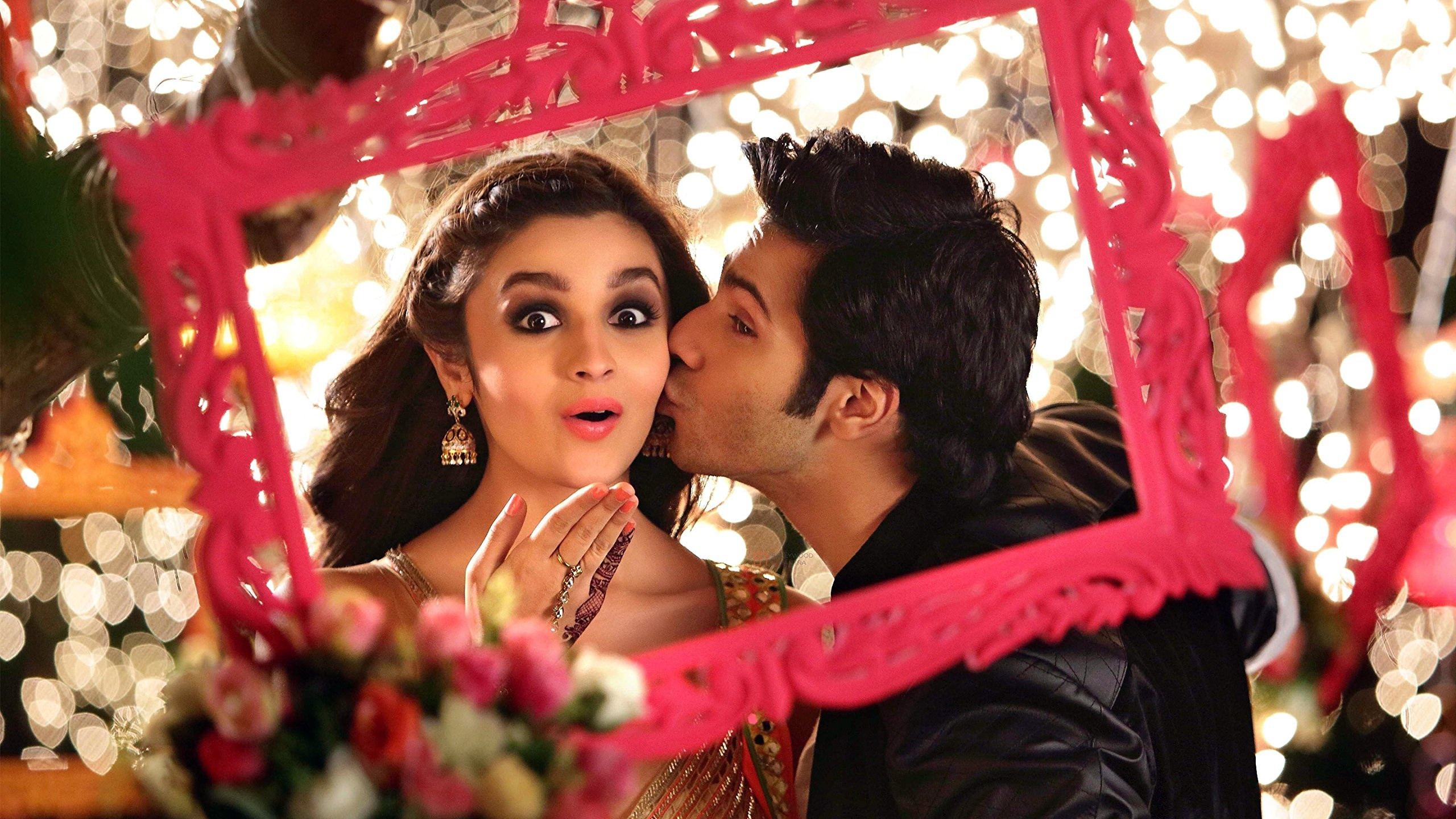 Humpty Sharma Ki Dulhania Background