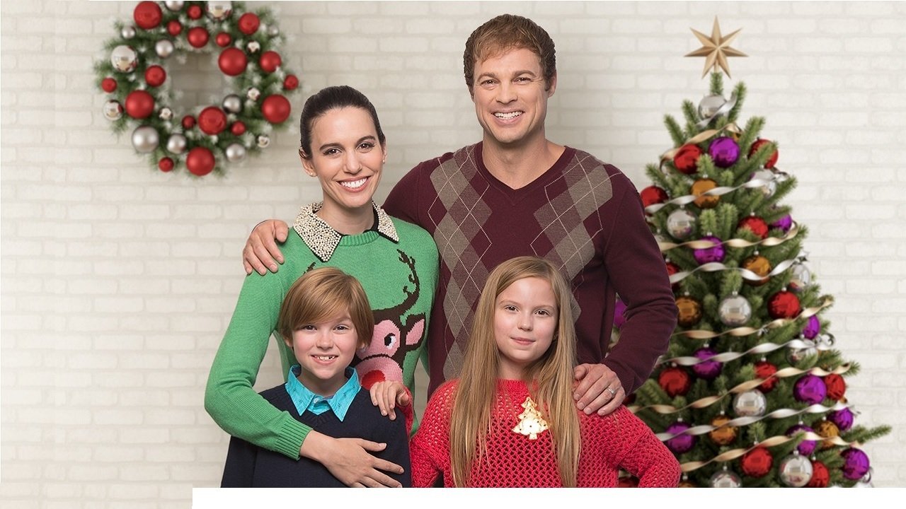 Christmas with the Andersons Background