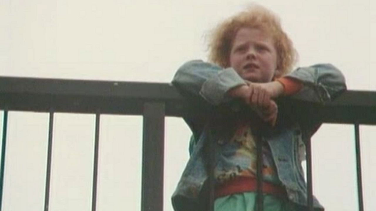 When Lotte Became Invisible Background