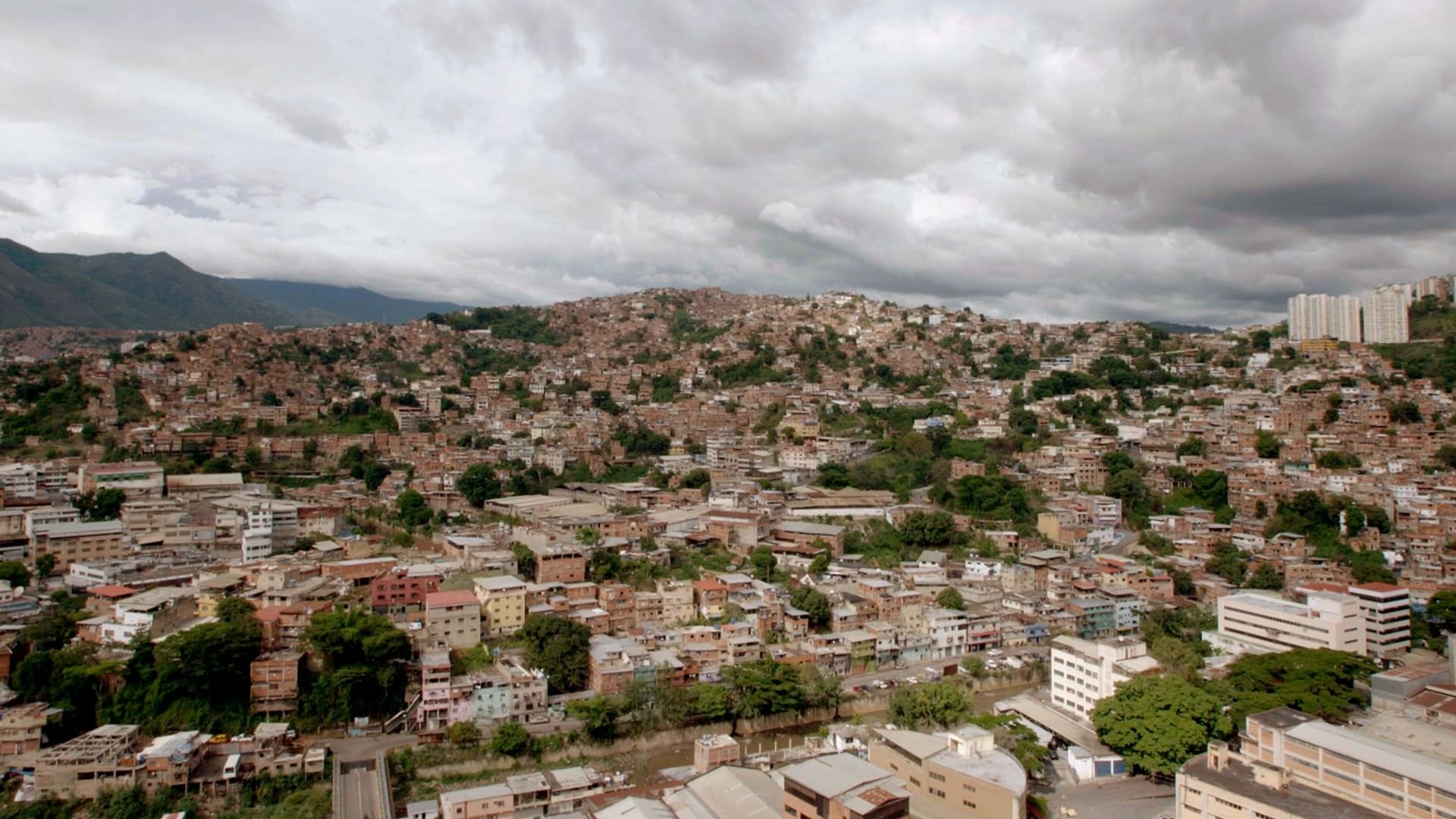 Venezuela: Wie man einen Staat zugrunde richtet Background