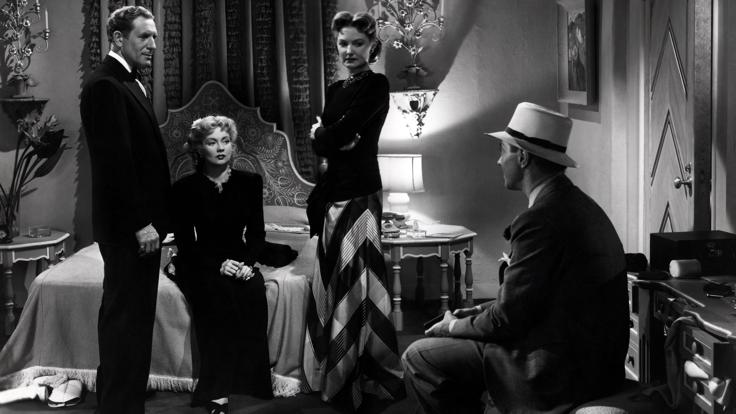 Maisie Goes to Reno Background