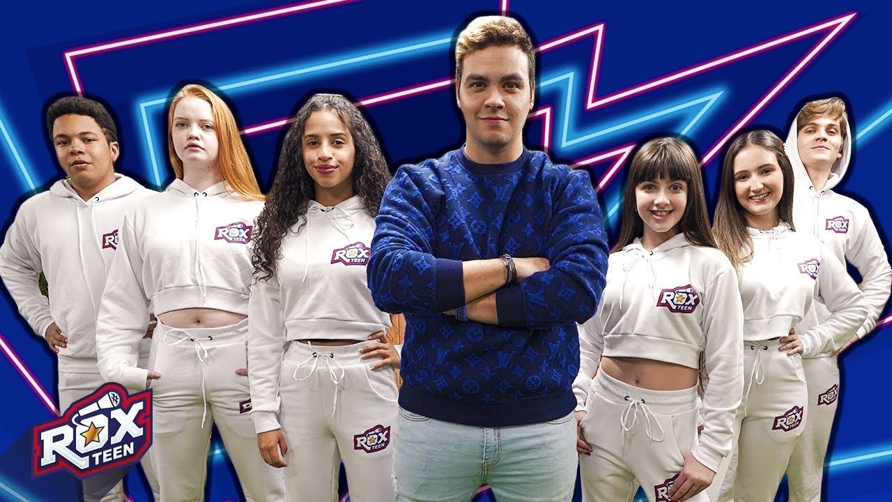 RoxTeen Background