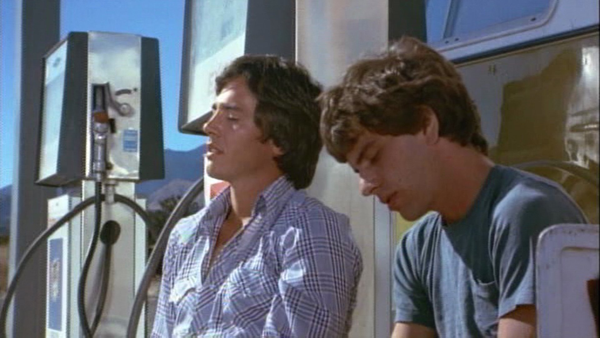 Best Friends Background