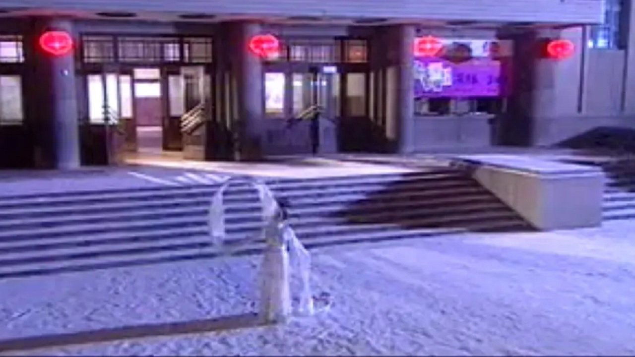 青衣 Background