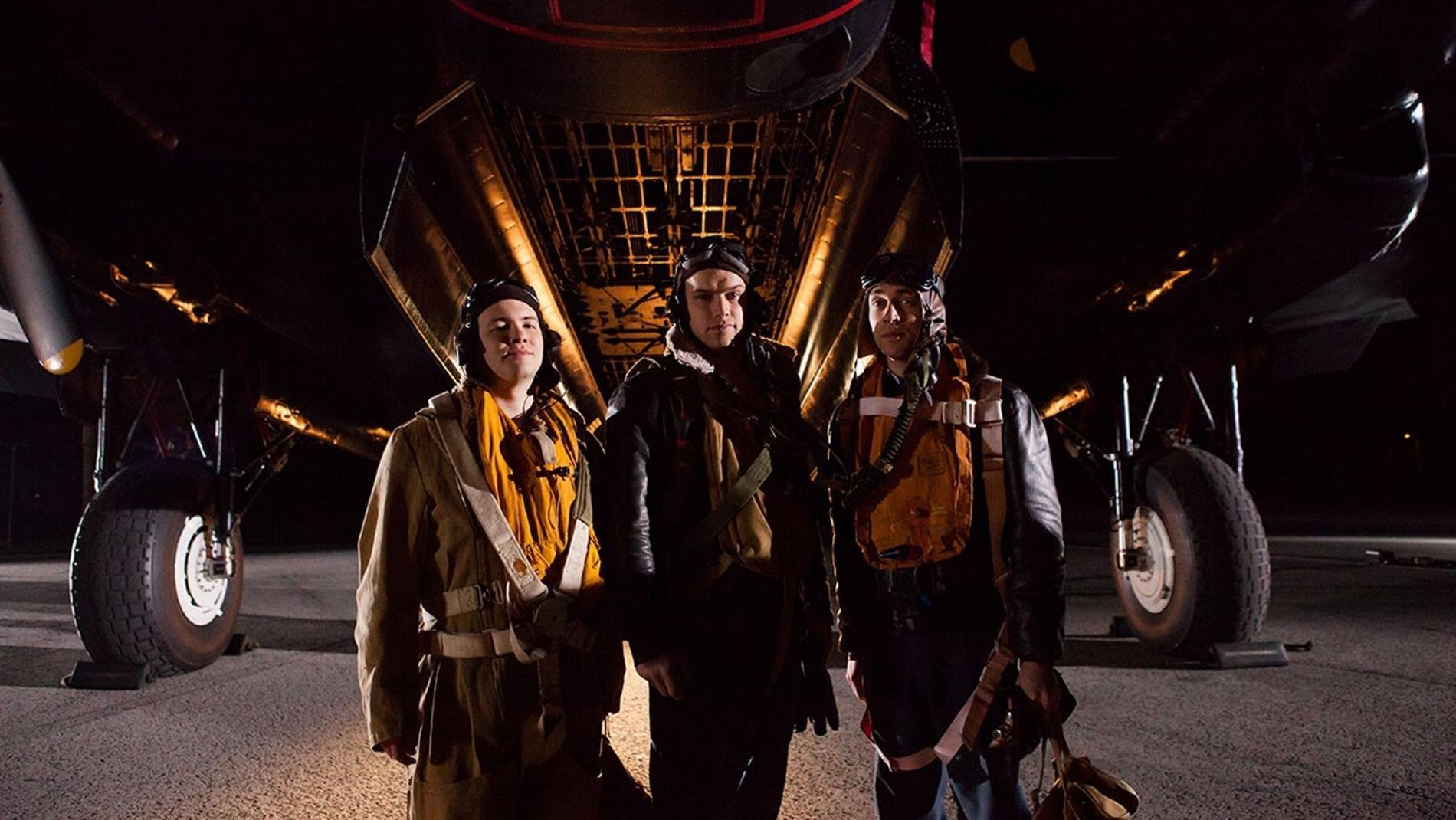 War Heroes of the Skies Background