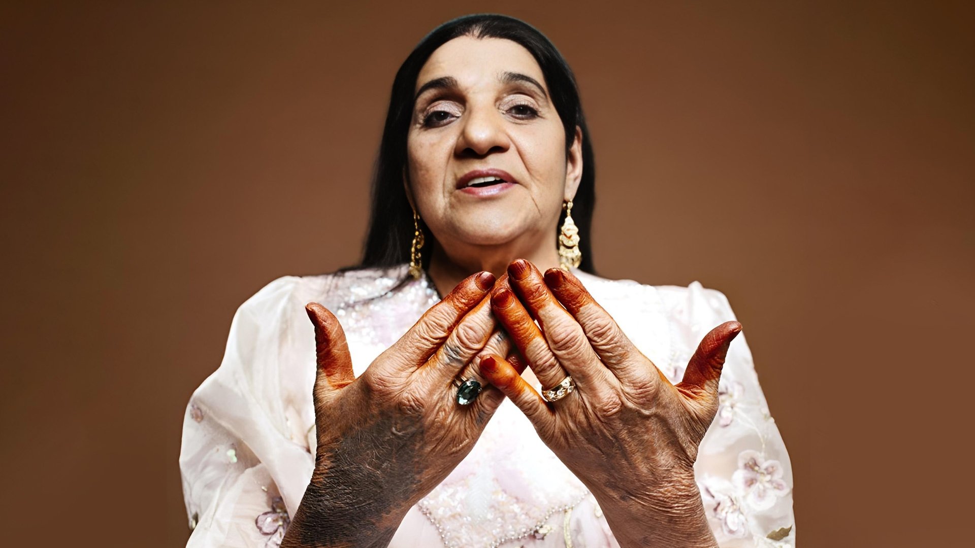 Raï Story: From Cheikha Rimitti to Cheba Djenet Background