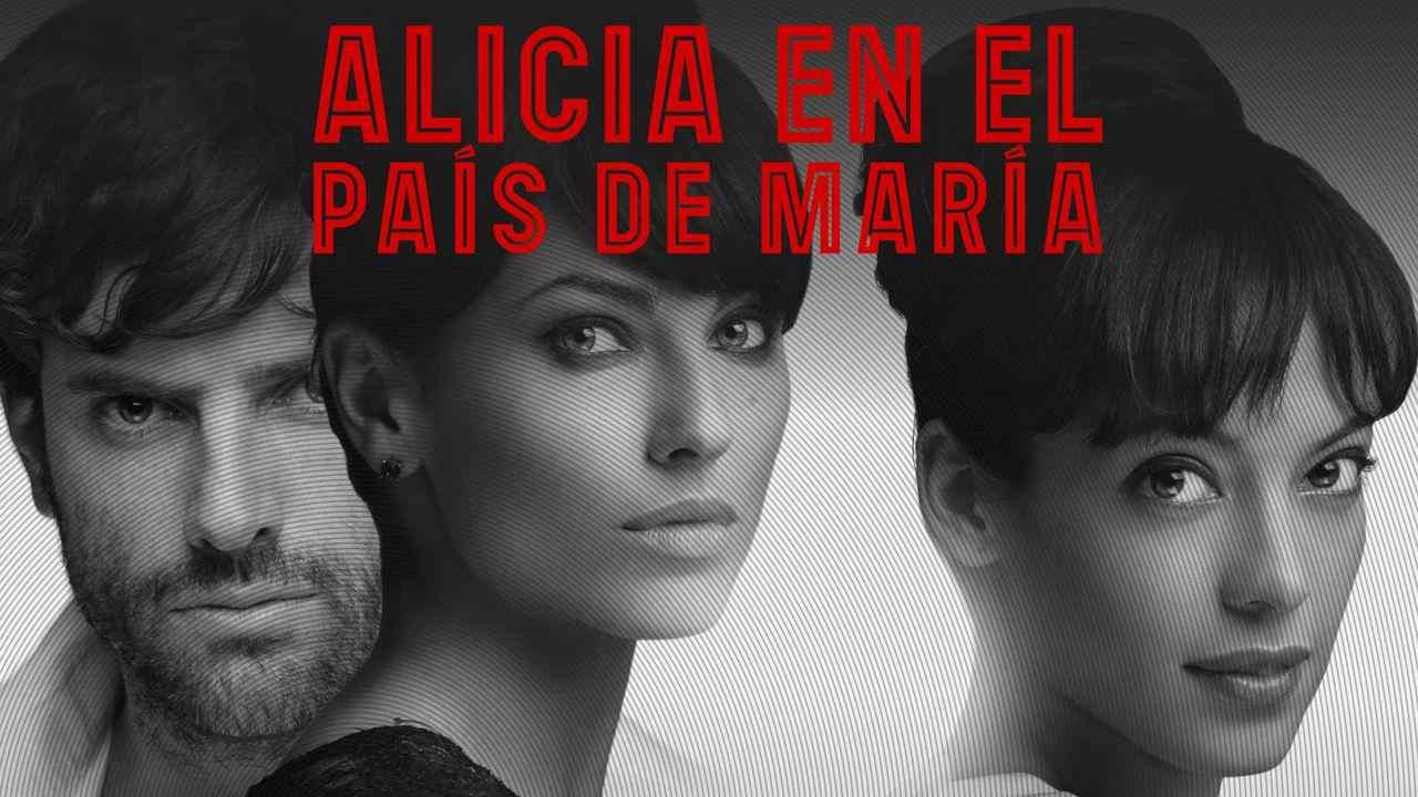 Alicia en el pais de Maria Background