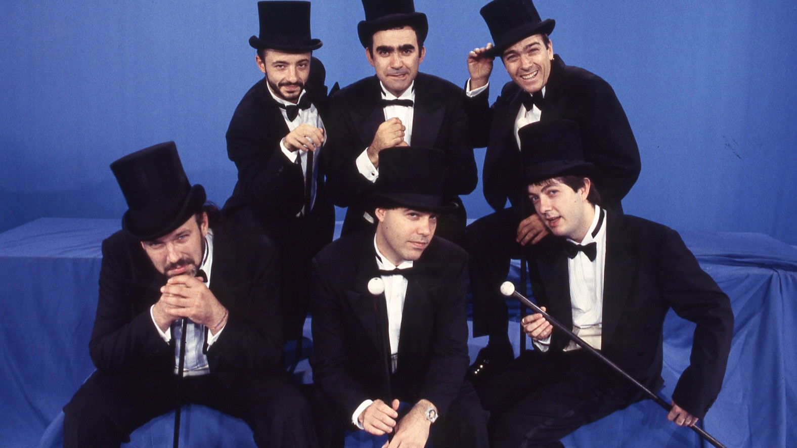 Chi ha incastrato Elio e le Storie Tese? Background