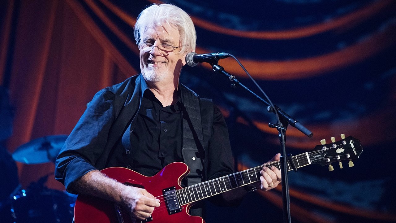 Michael McDonald: Live on Soundstage Background