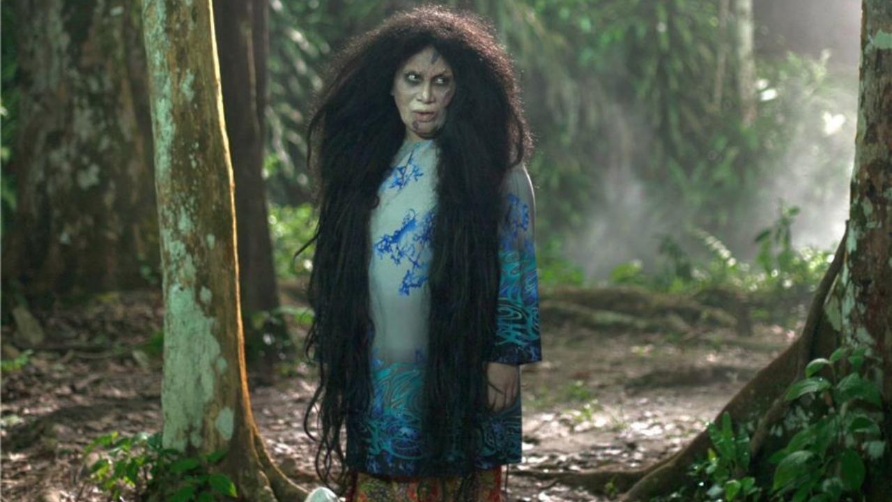 Hantu Kak Limah Background