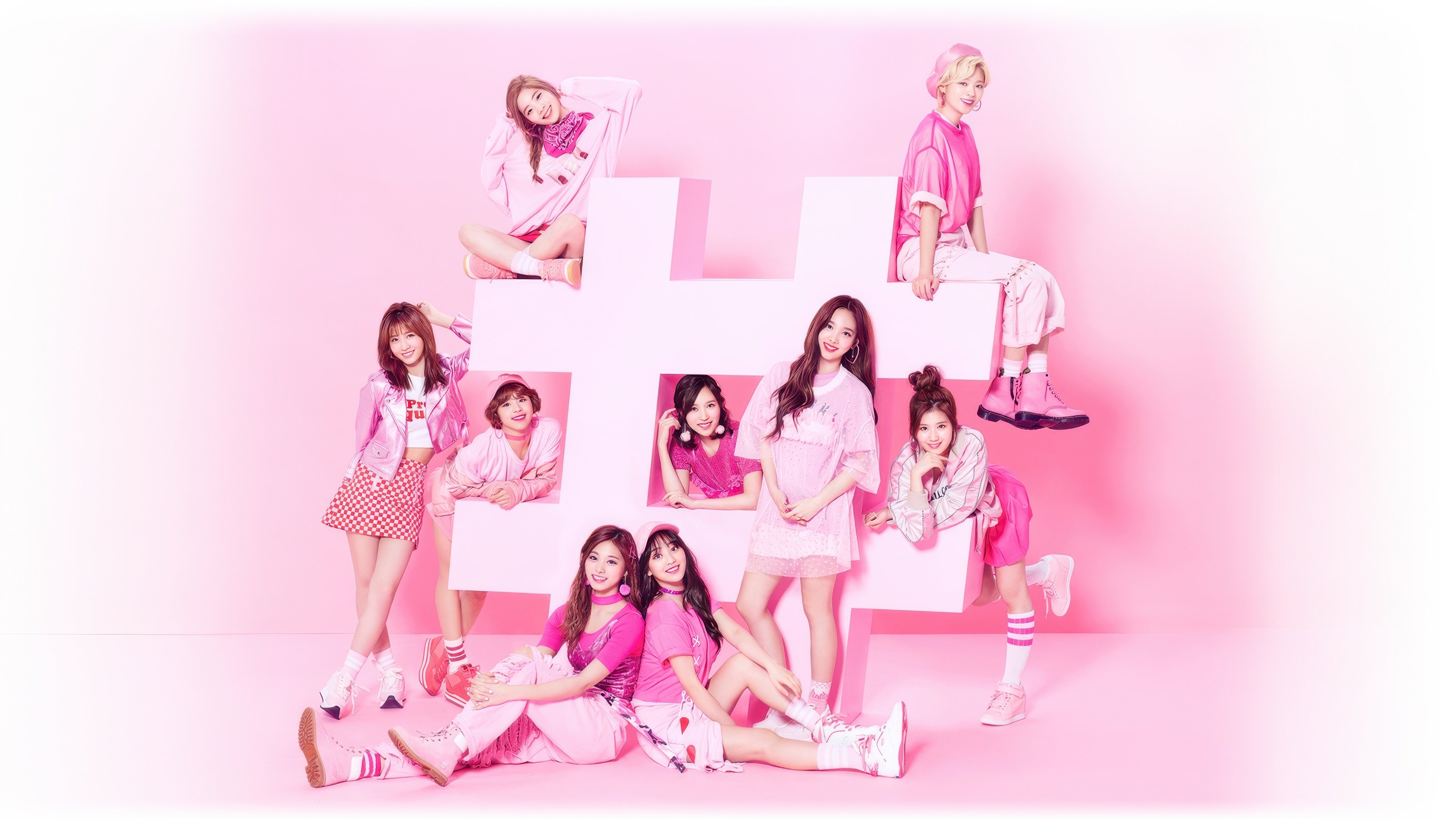 Twice Debut Showcase "Touchdown In Japan" Background