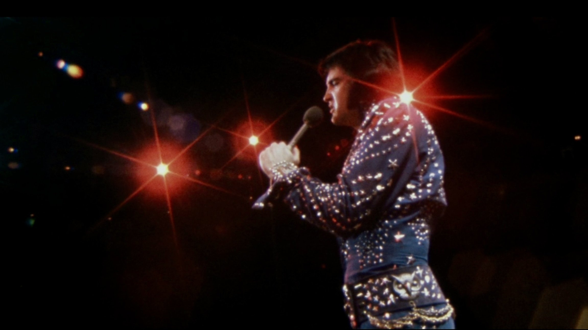 Elvis on Tour Background