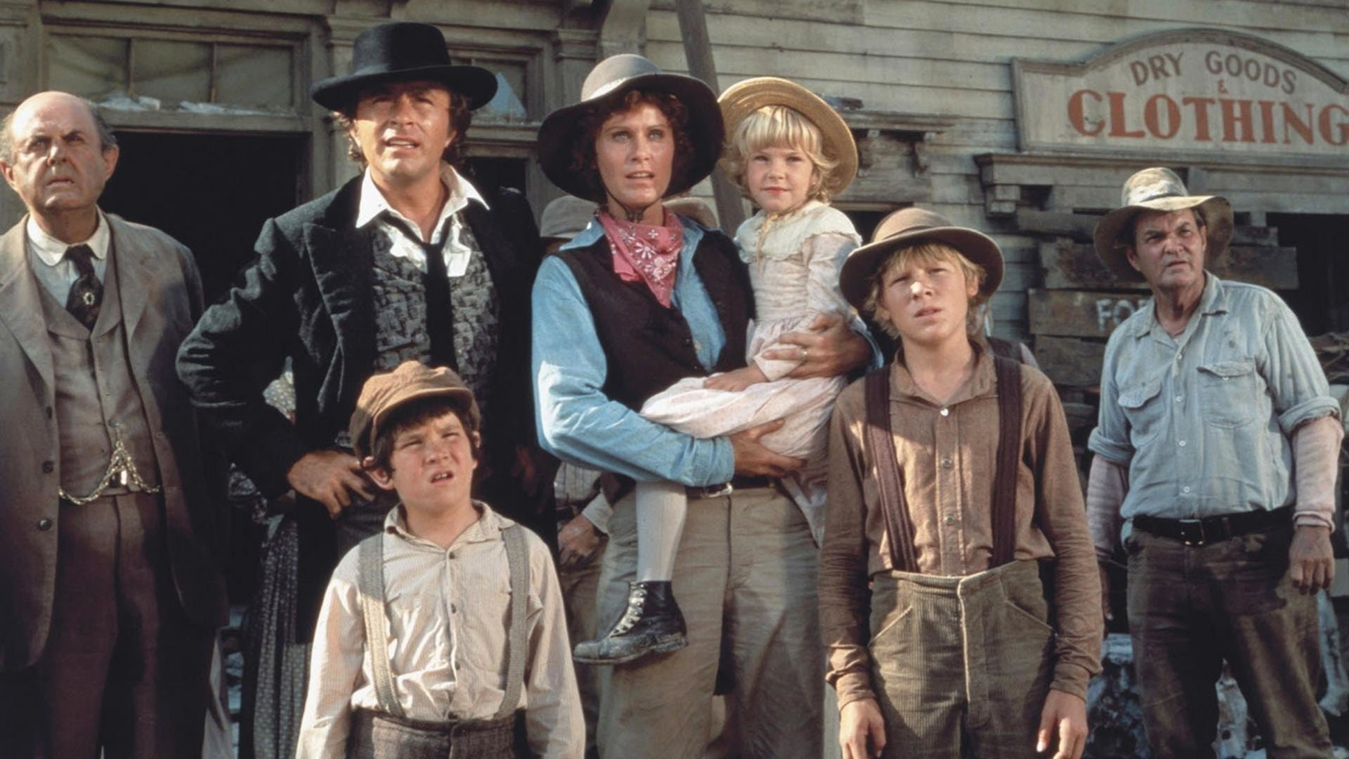 The Apple Dumpling Gang Background