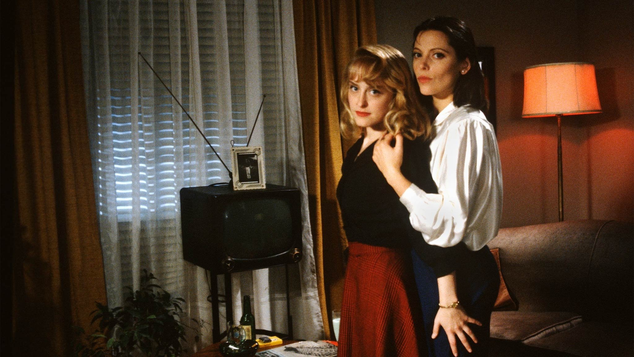 Forbidden Love: The Unashamed Stories of Lesbian Lives Background