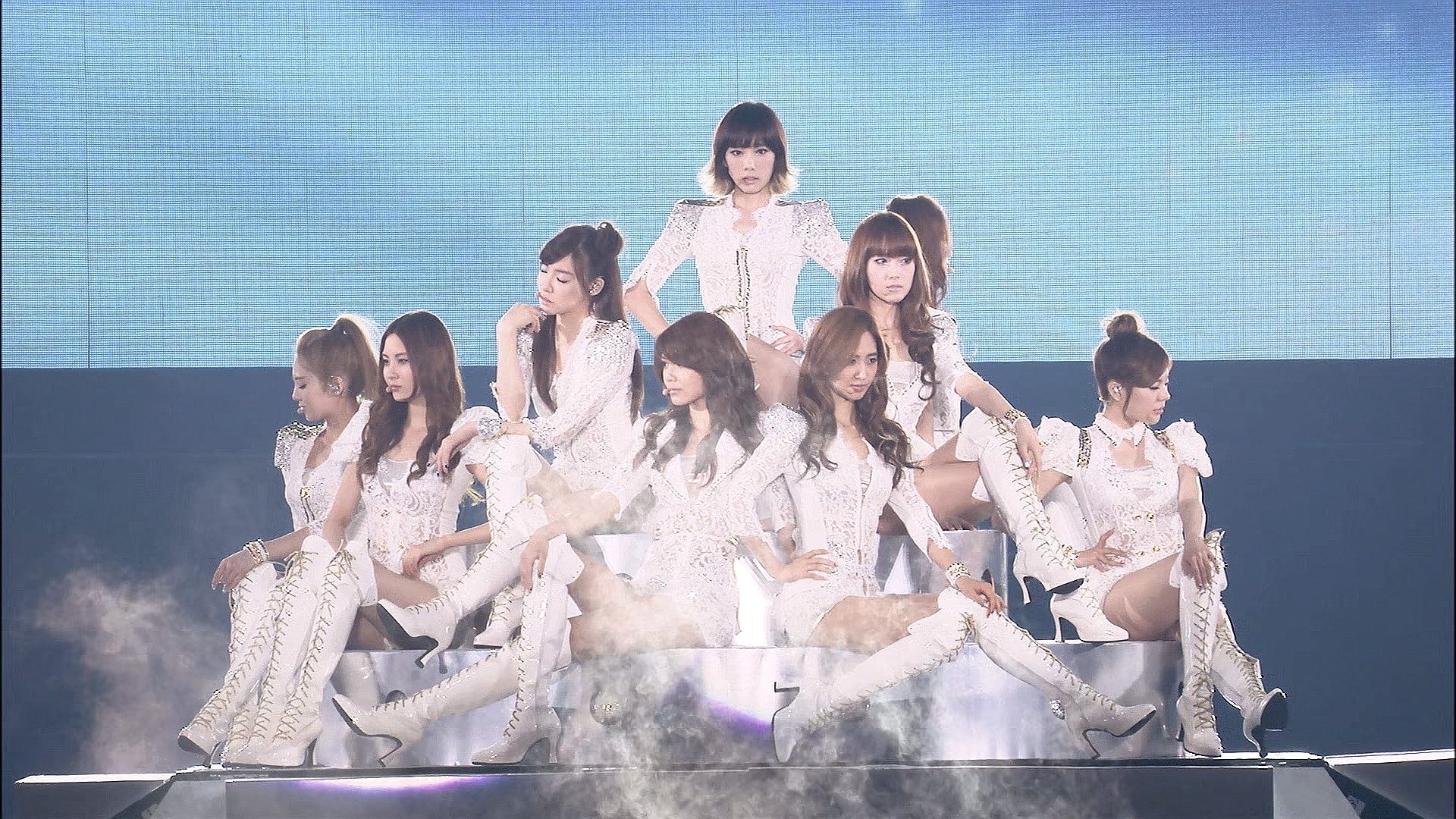 Girls' Generation ~ The First Japan Tour Background