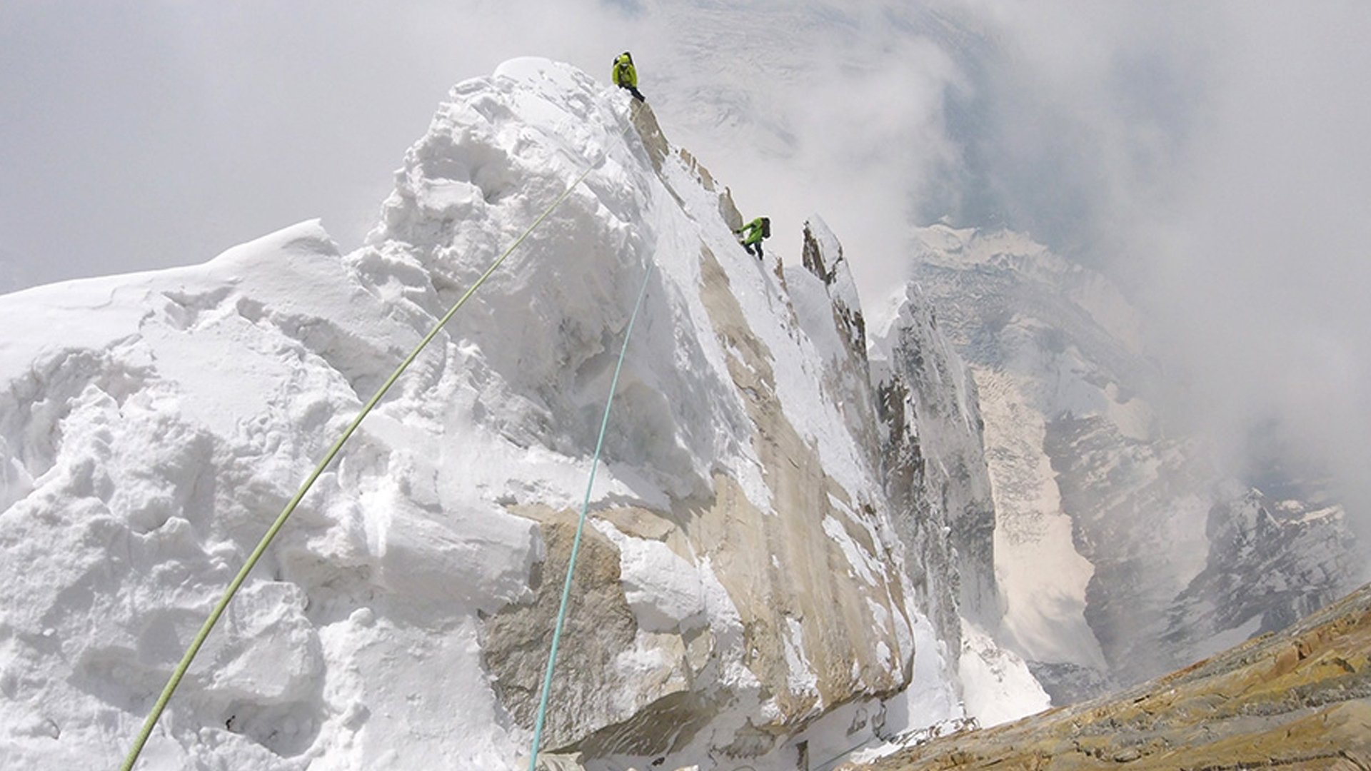 Annapurna III - Unclimbed Background