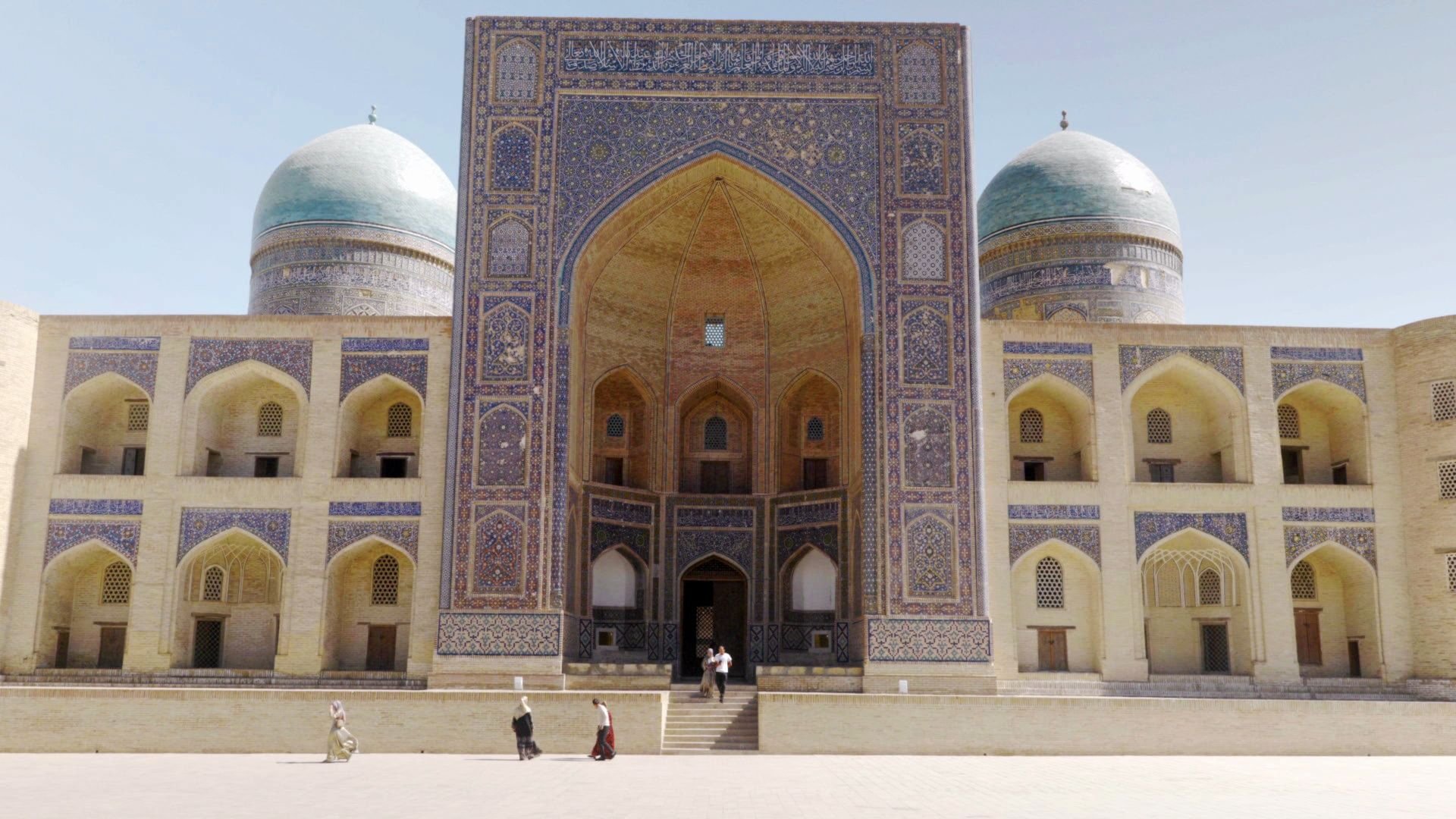 Sur les routes éternelles de Samarkand Background