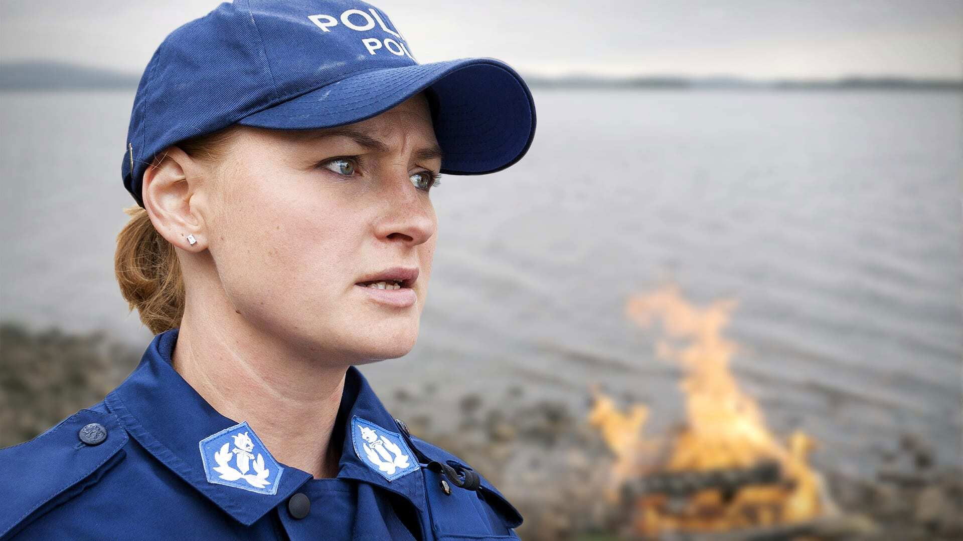 Taivaan tulet Background