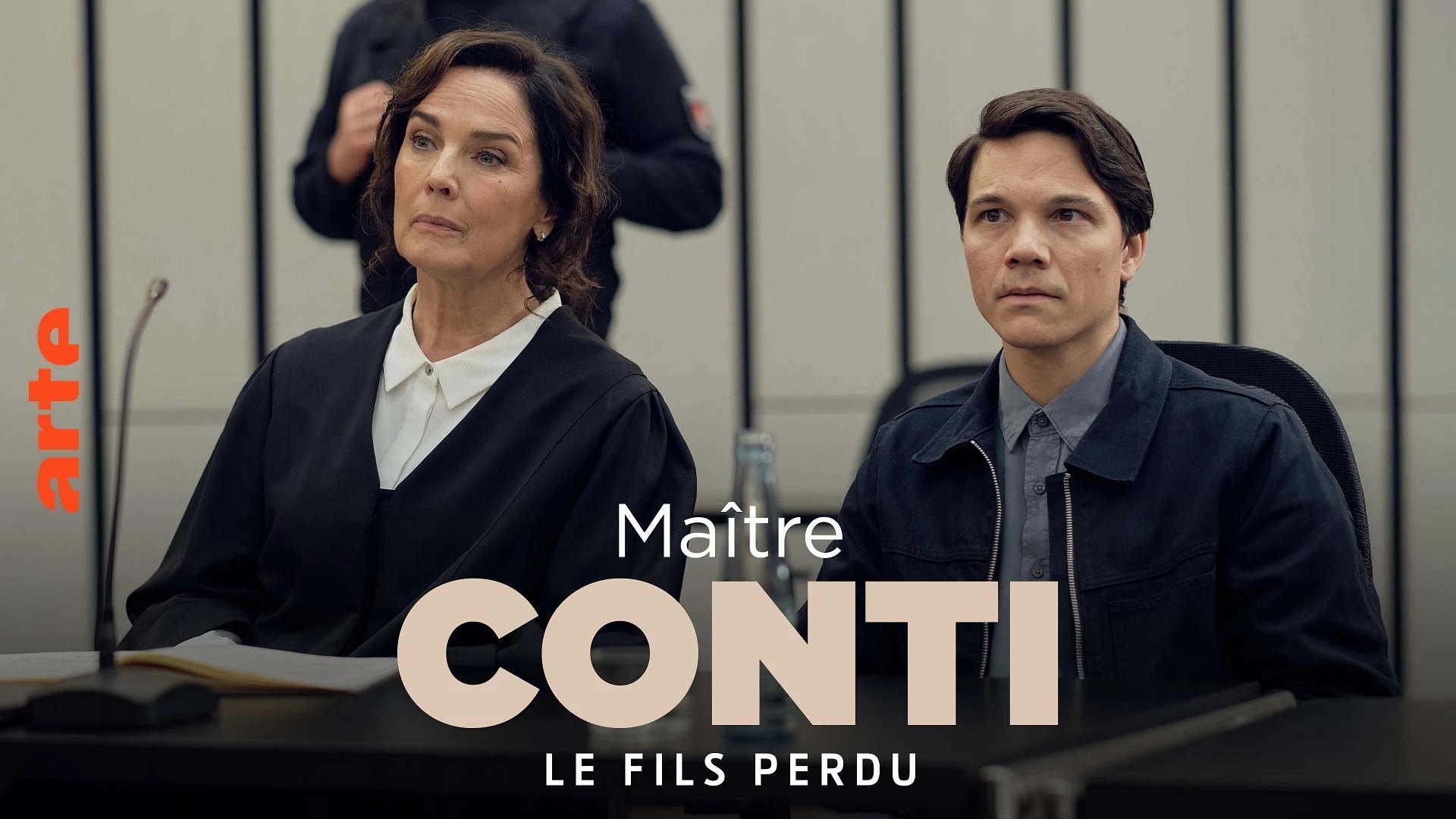 Maître Conti : Le fils perdu Background