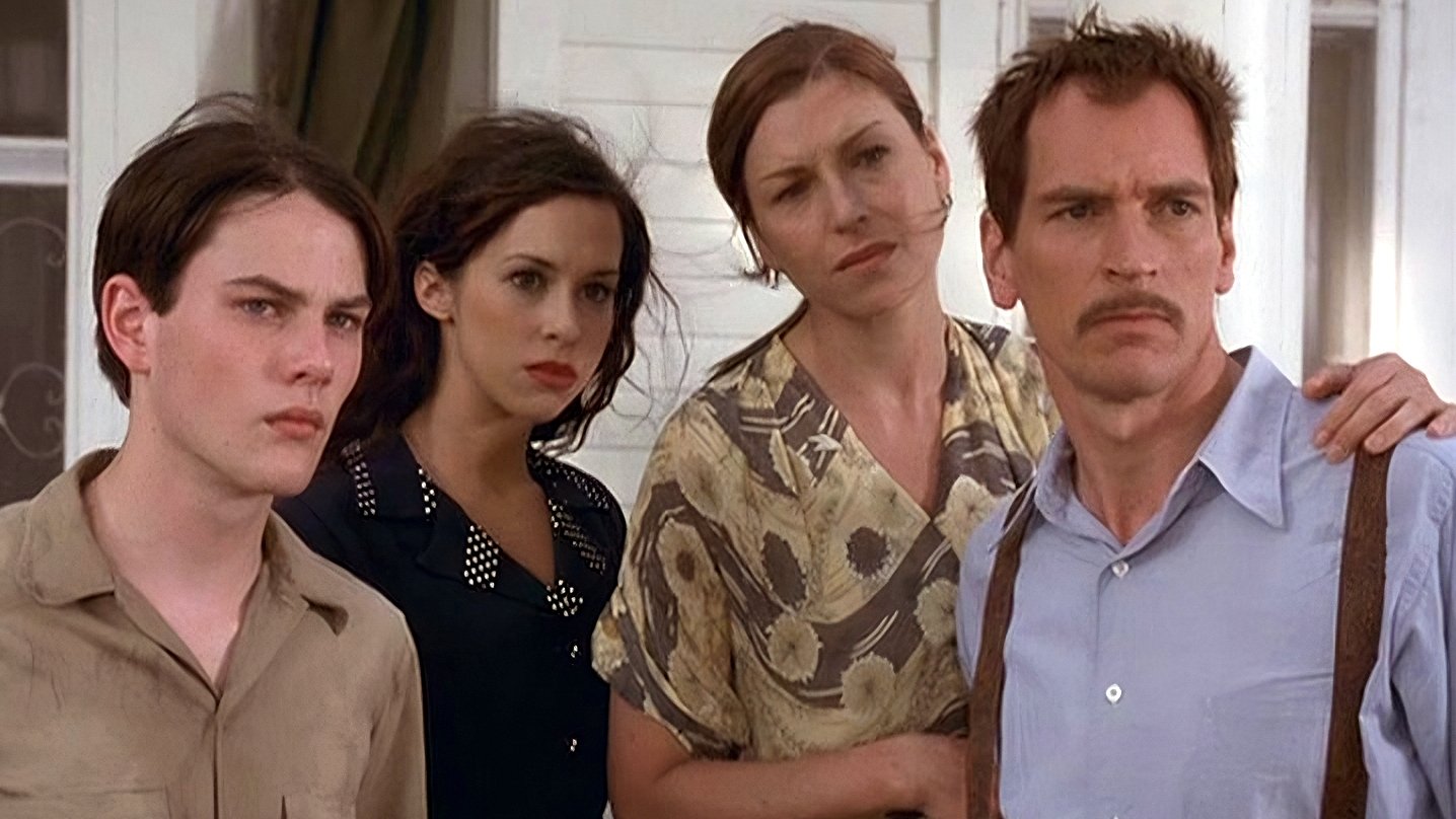 The Scoundrel's Wife Background