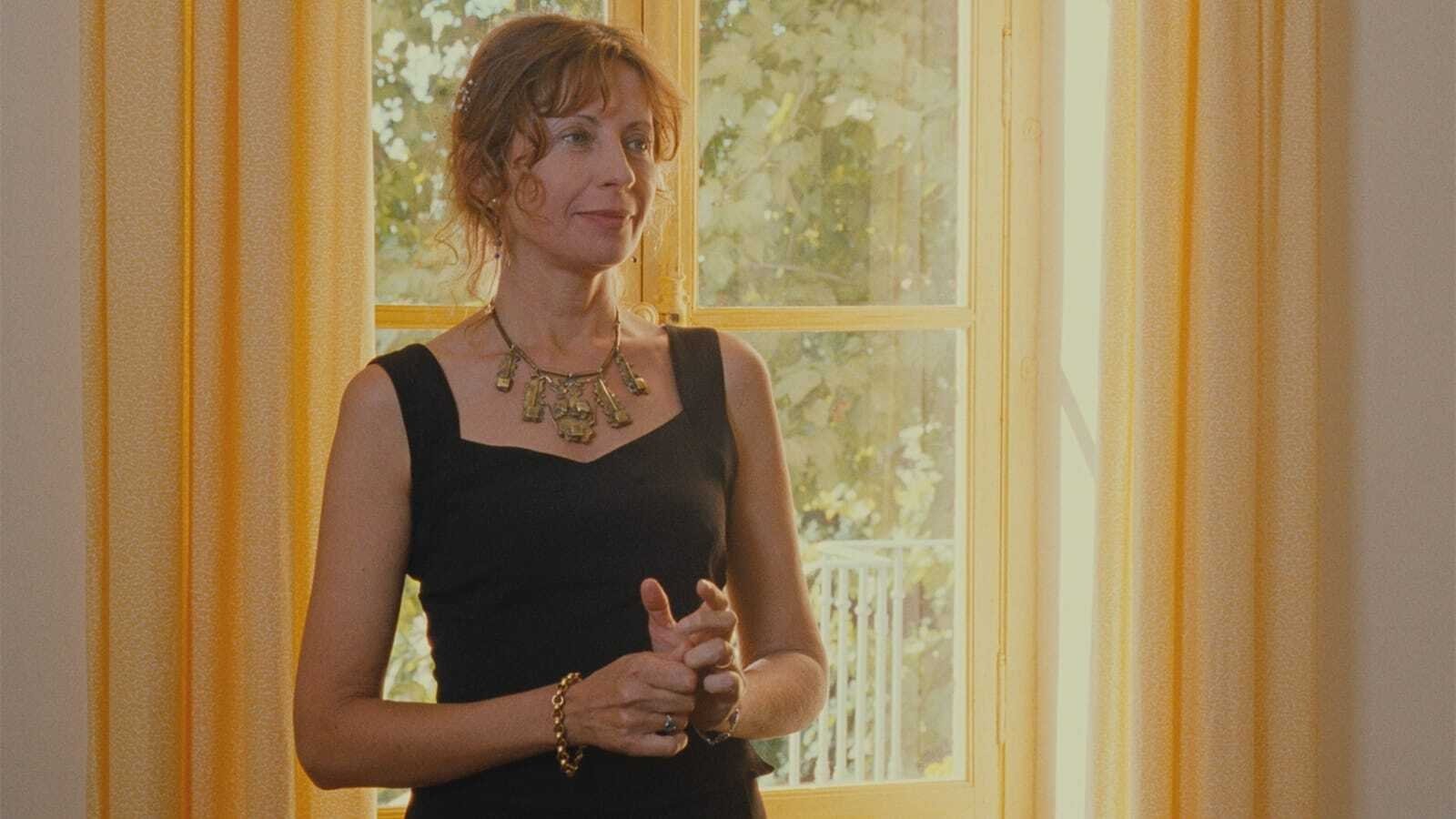 A Tale of Autumn Background