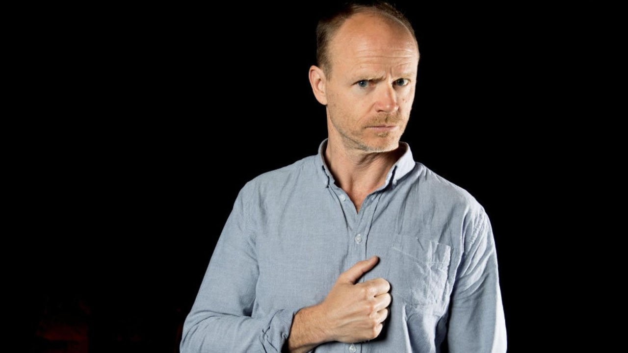 Harald Eia presenterer - Sånn er Norge Background