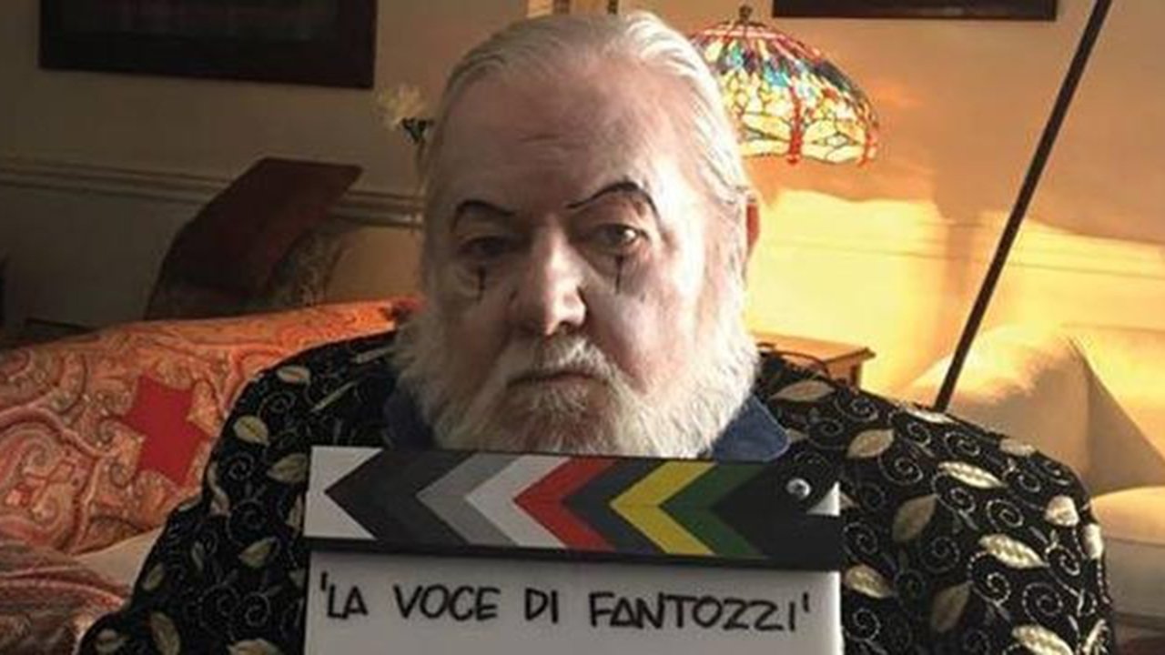 La voce di Fantozzi Background