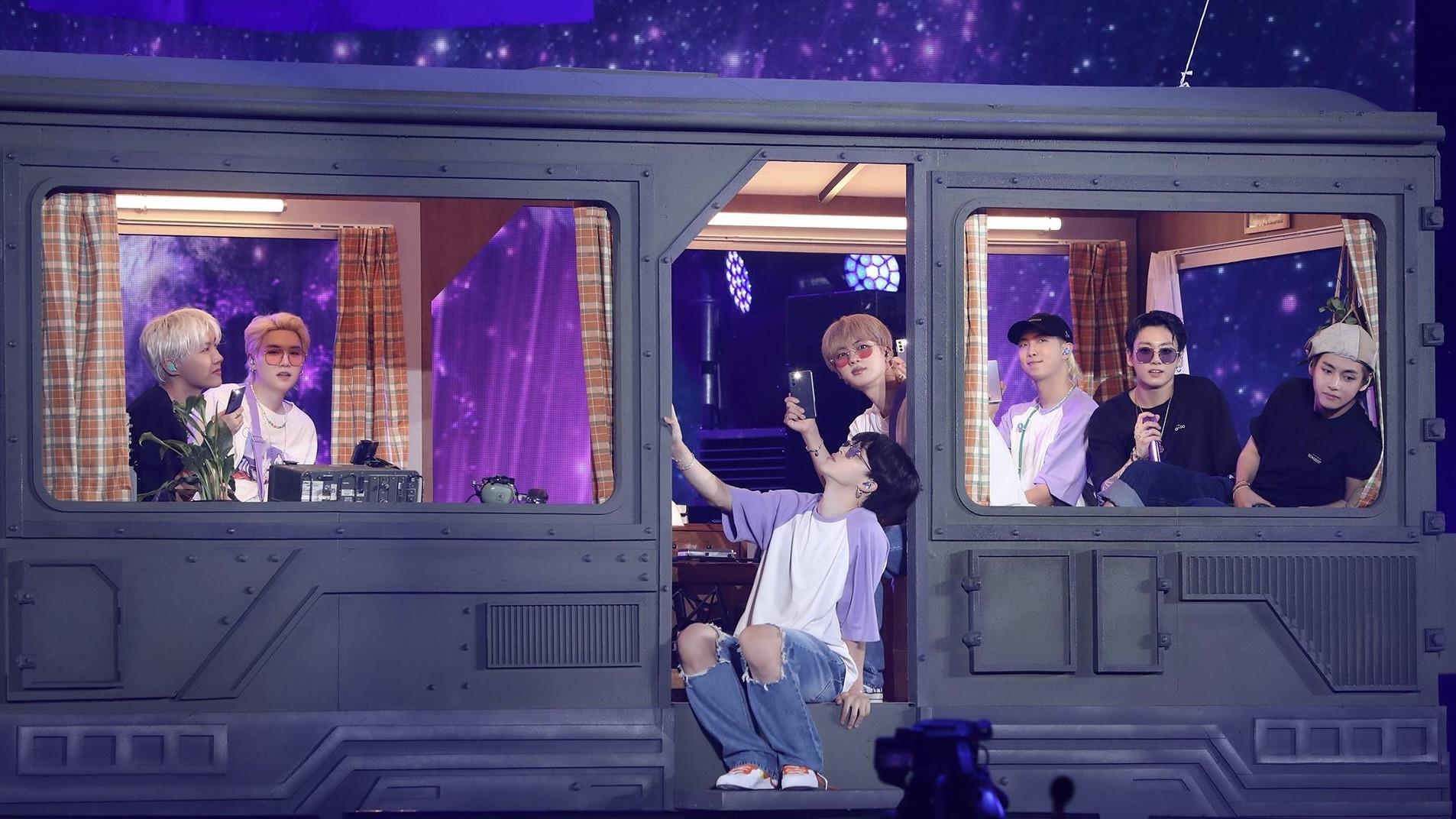 BTS 2021 MUSTER: SOWOOZOO Background