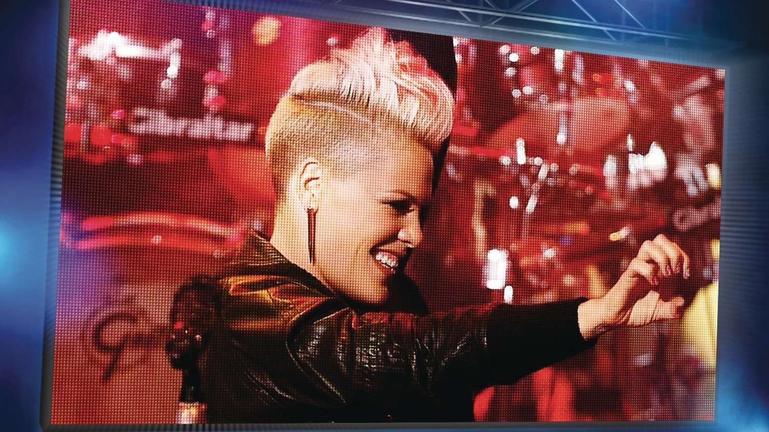 P!NK: iTunes Festival Background