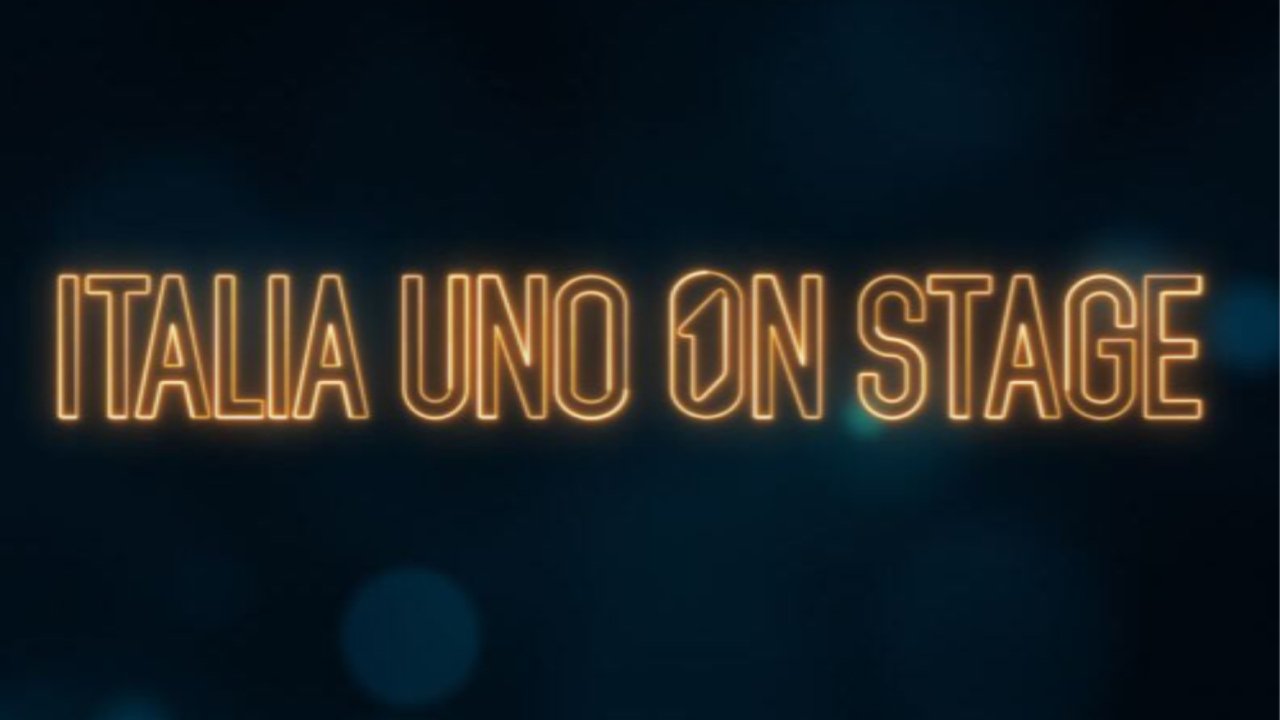 Italia Uno on stage Background