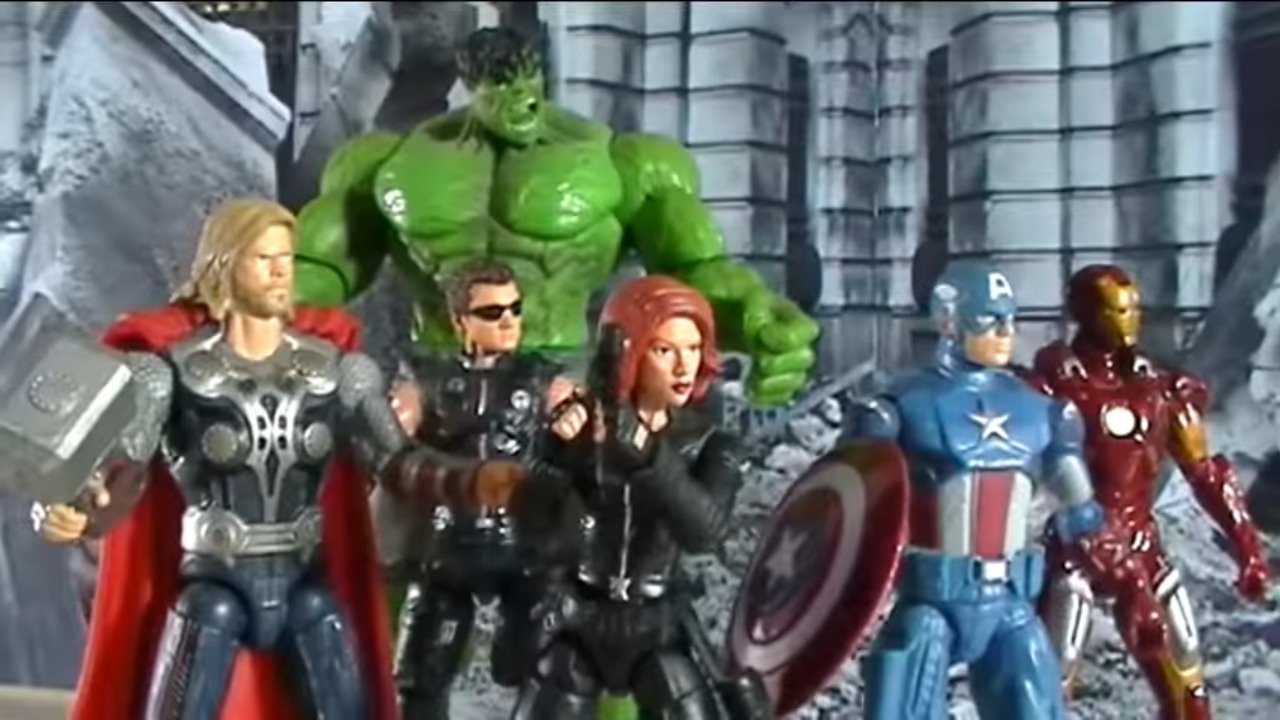 Los Vengadores Chiflados Background