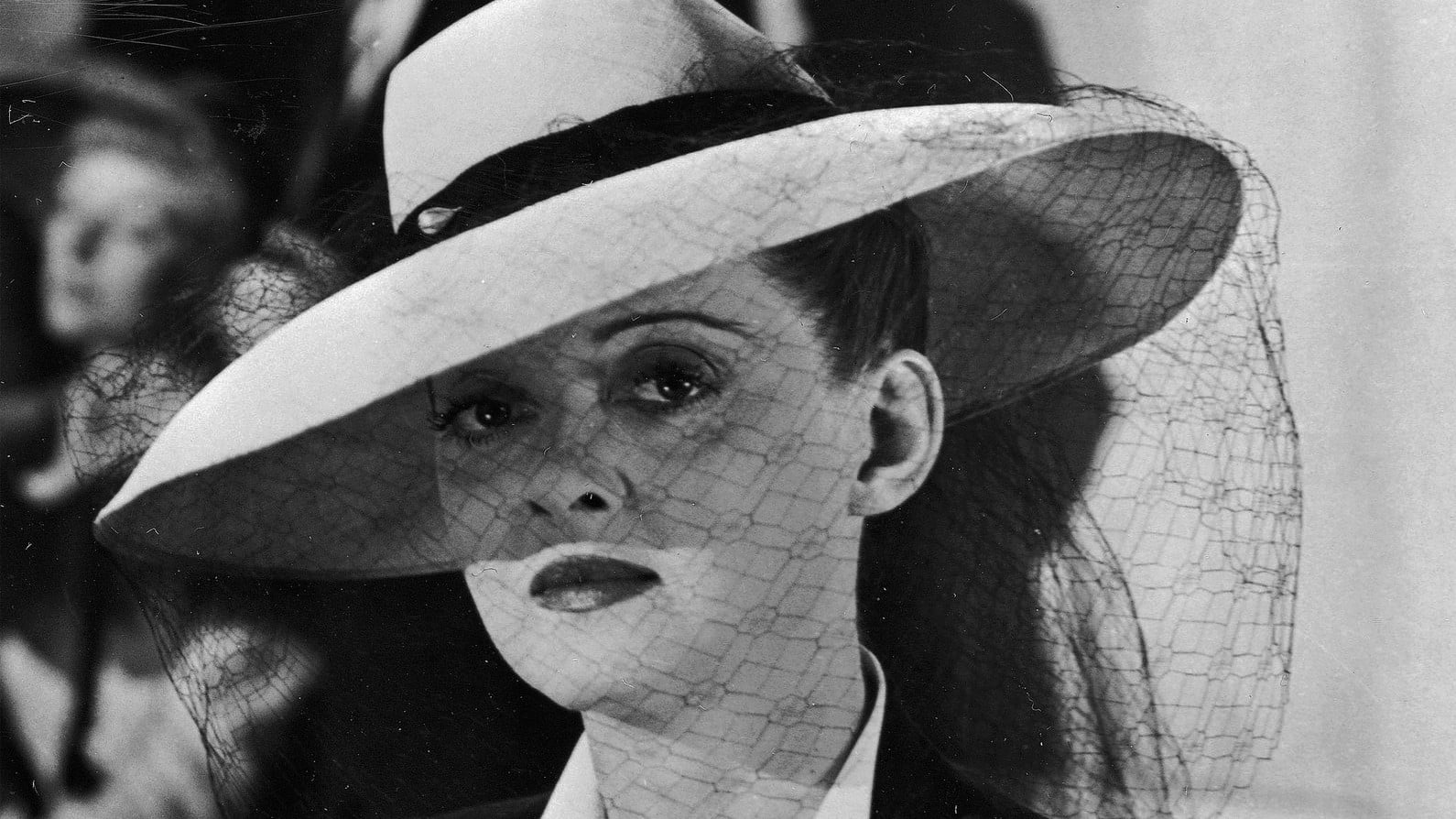 Now, Voyager Background