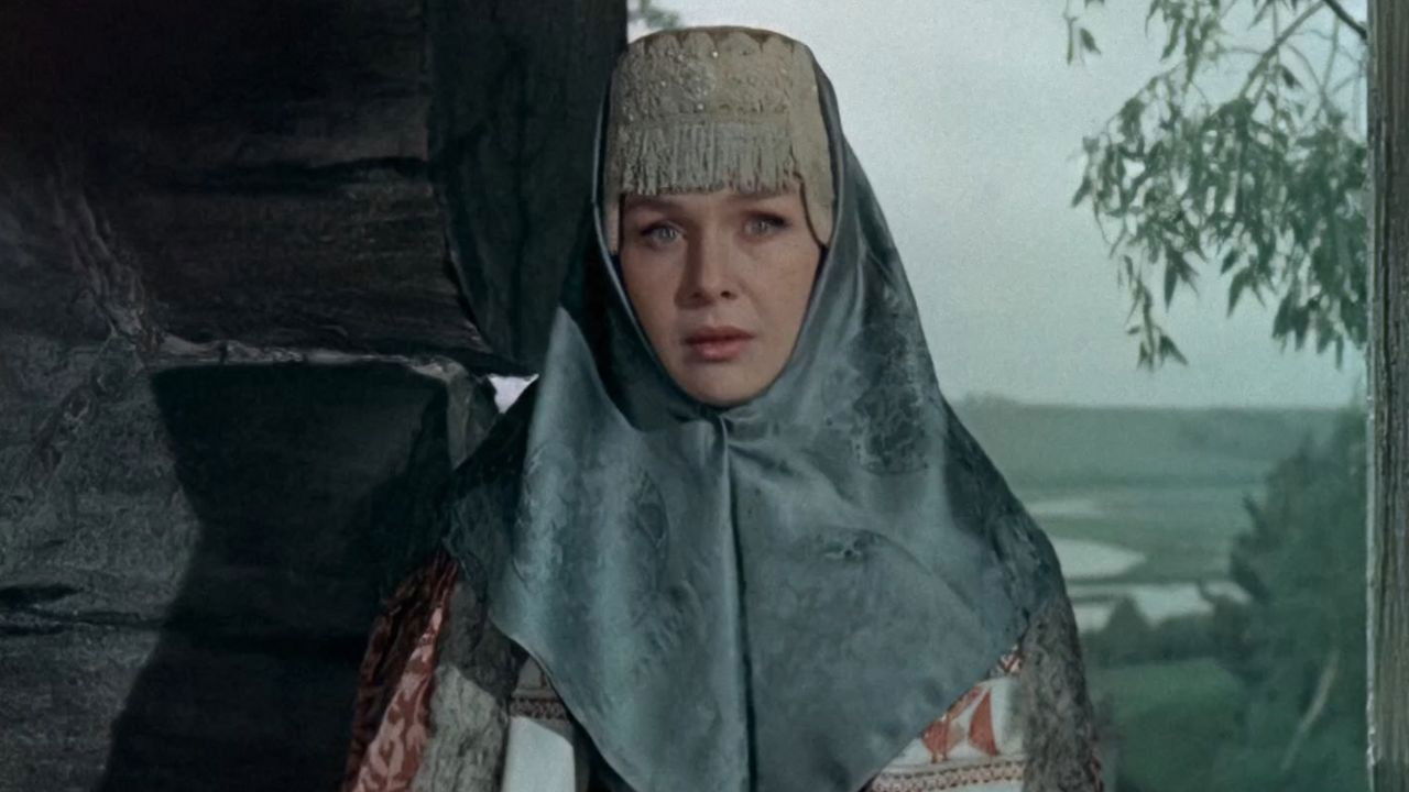 Maria, the Wonderful Weaver Background