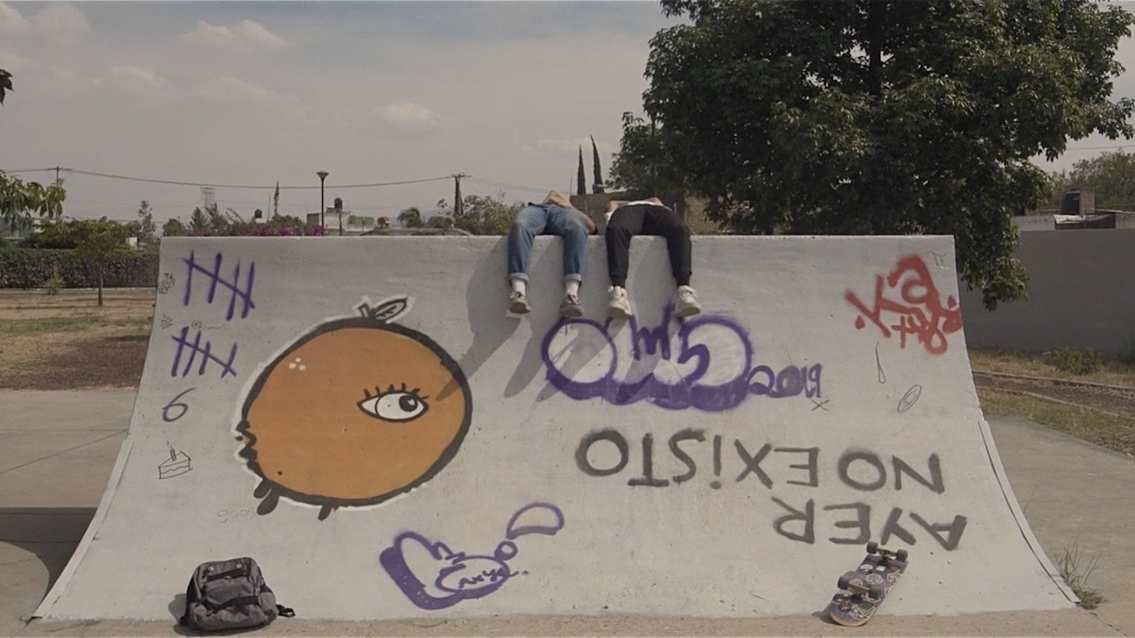 Mongo Background