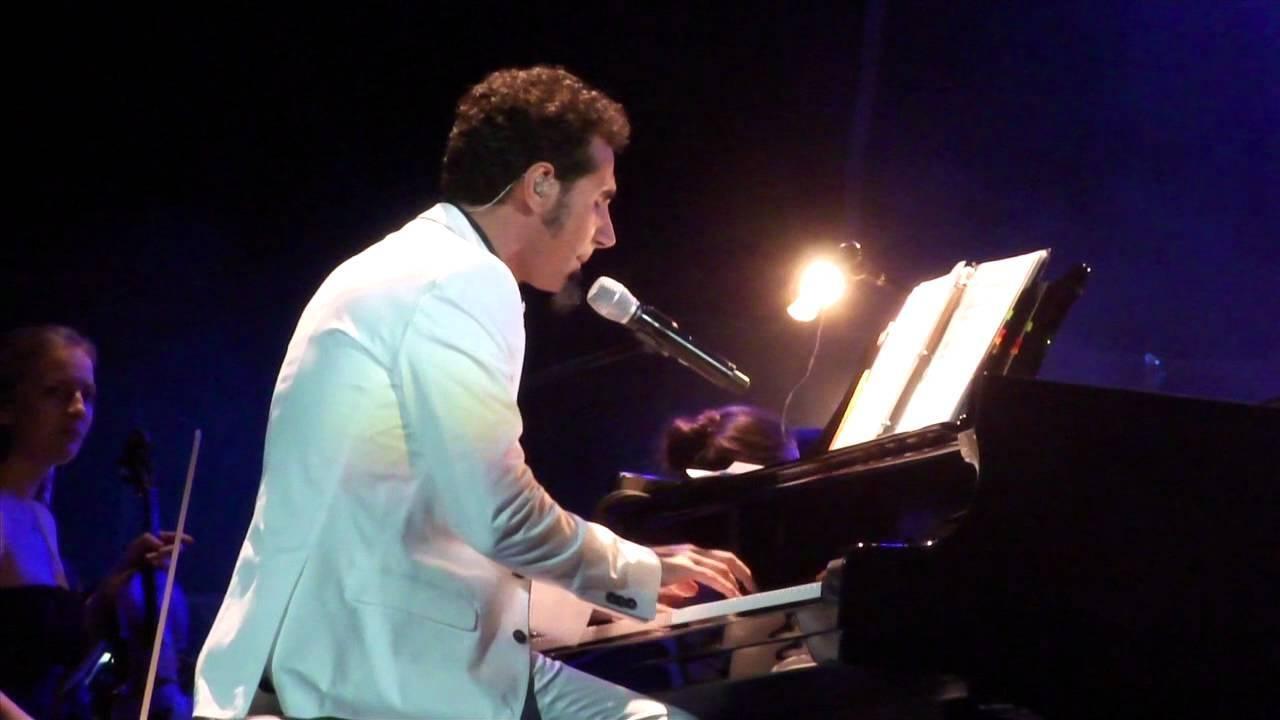 Serj Tankian - Elect The Dead Symphony Background