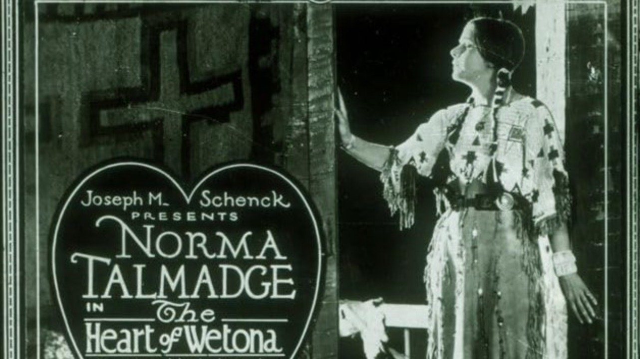 The Heart of Wetona Background