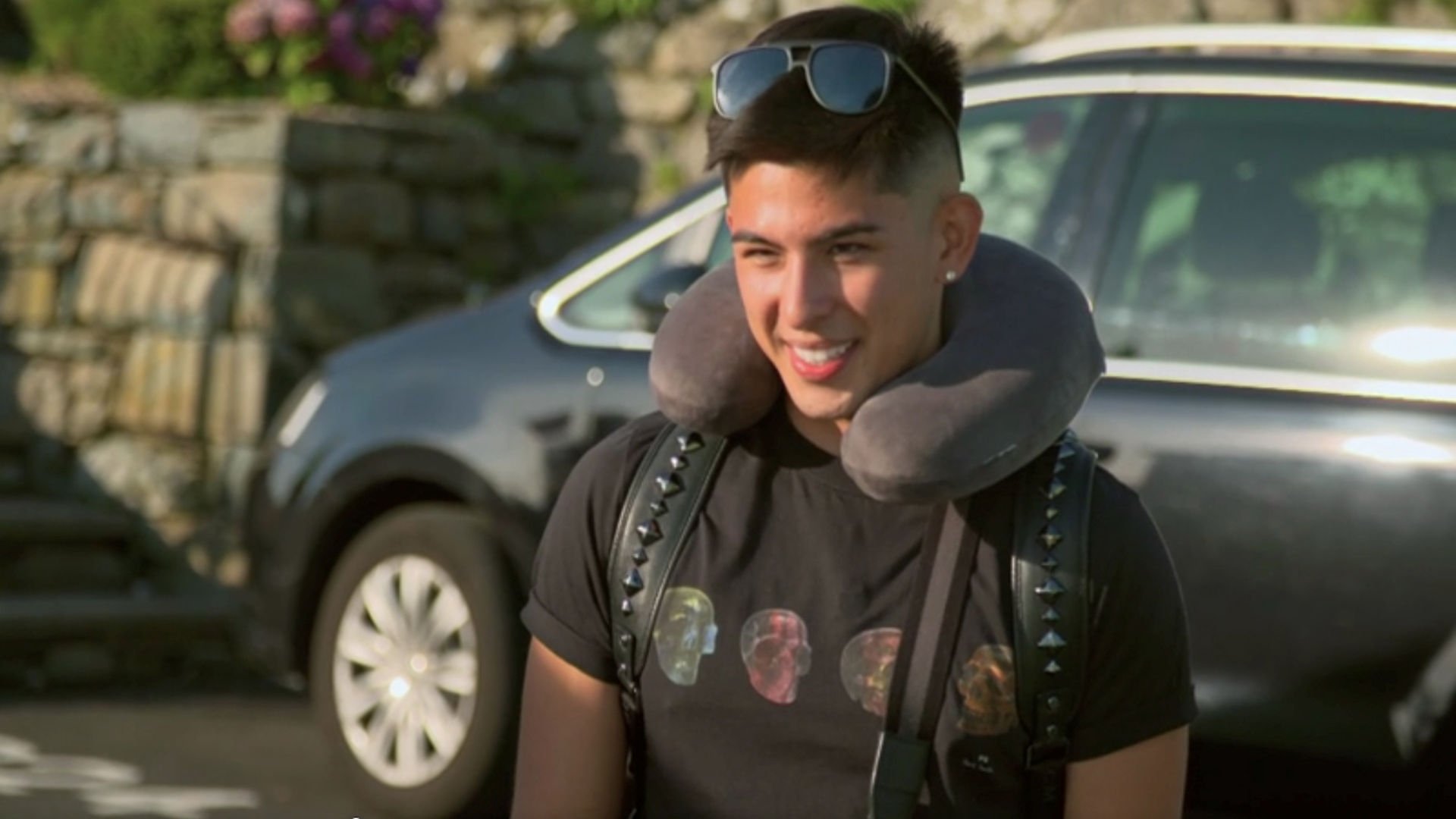Rich Kids Go Skint On Holiday Background