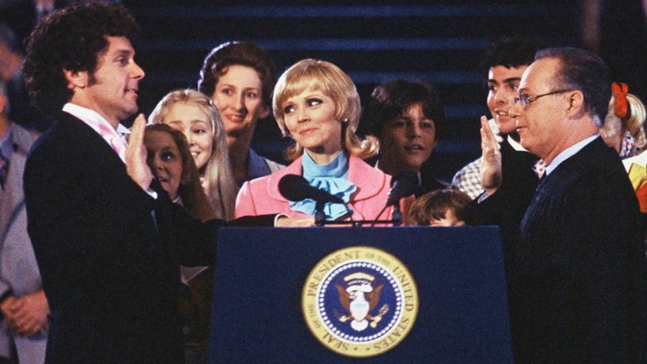 The Brady Bunch in the White House Background