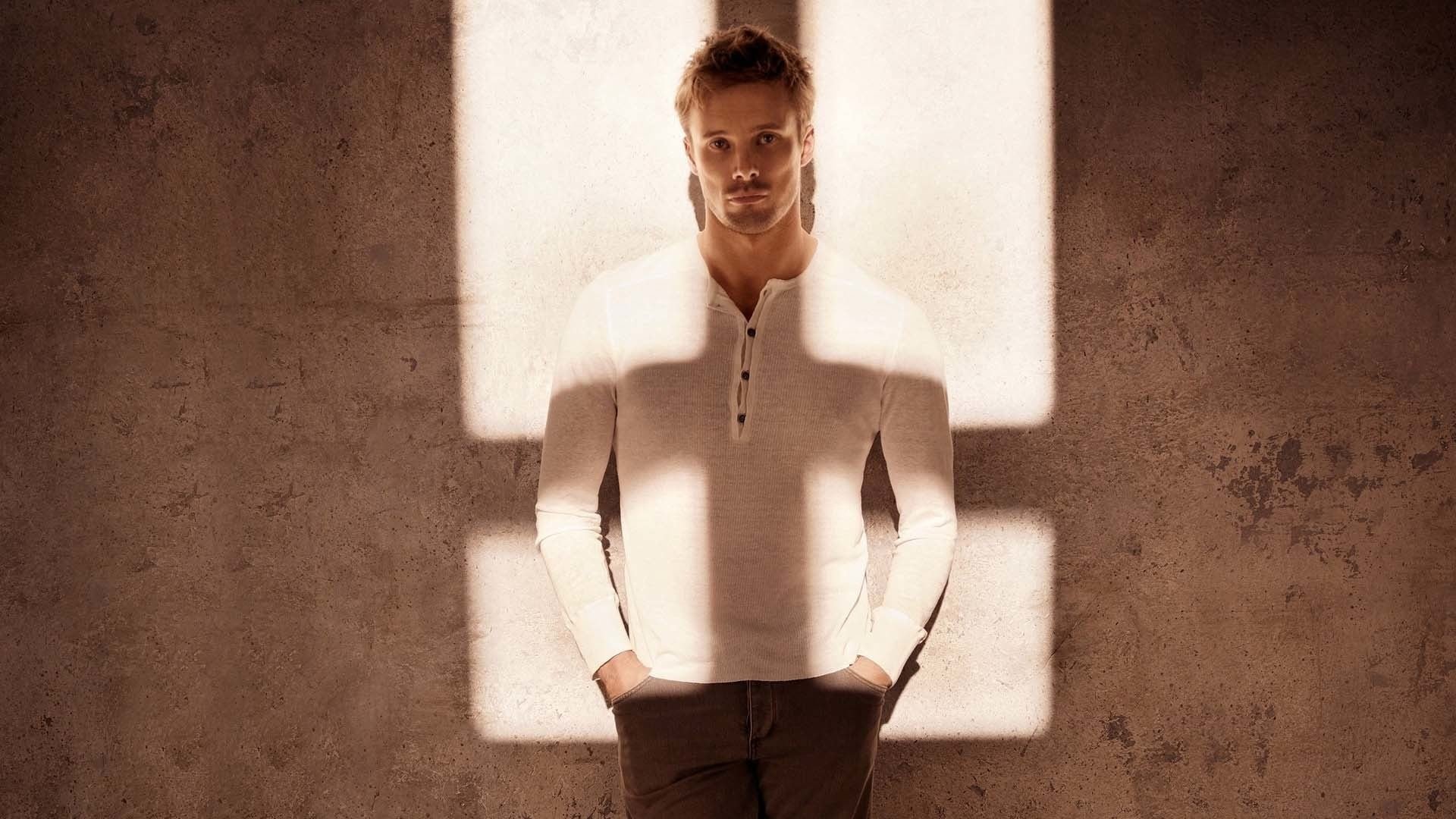 Damien Background