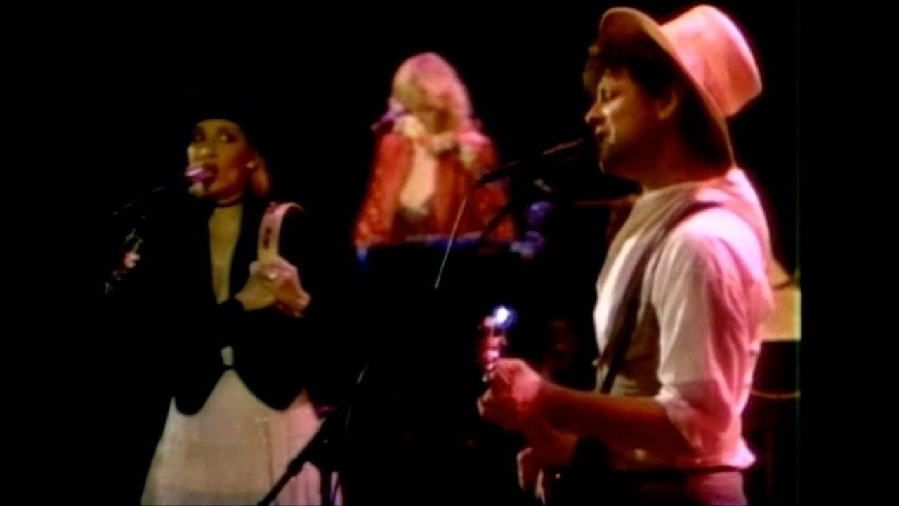 Fleetwood Mac in Concert - The Mirage Tour '82 Background