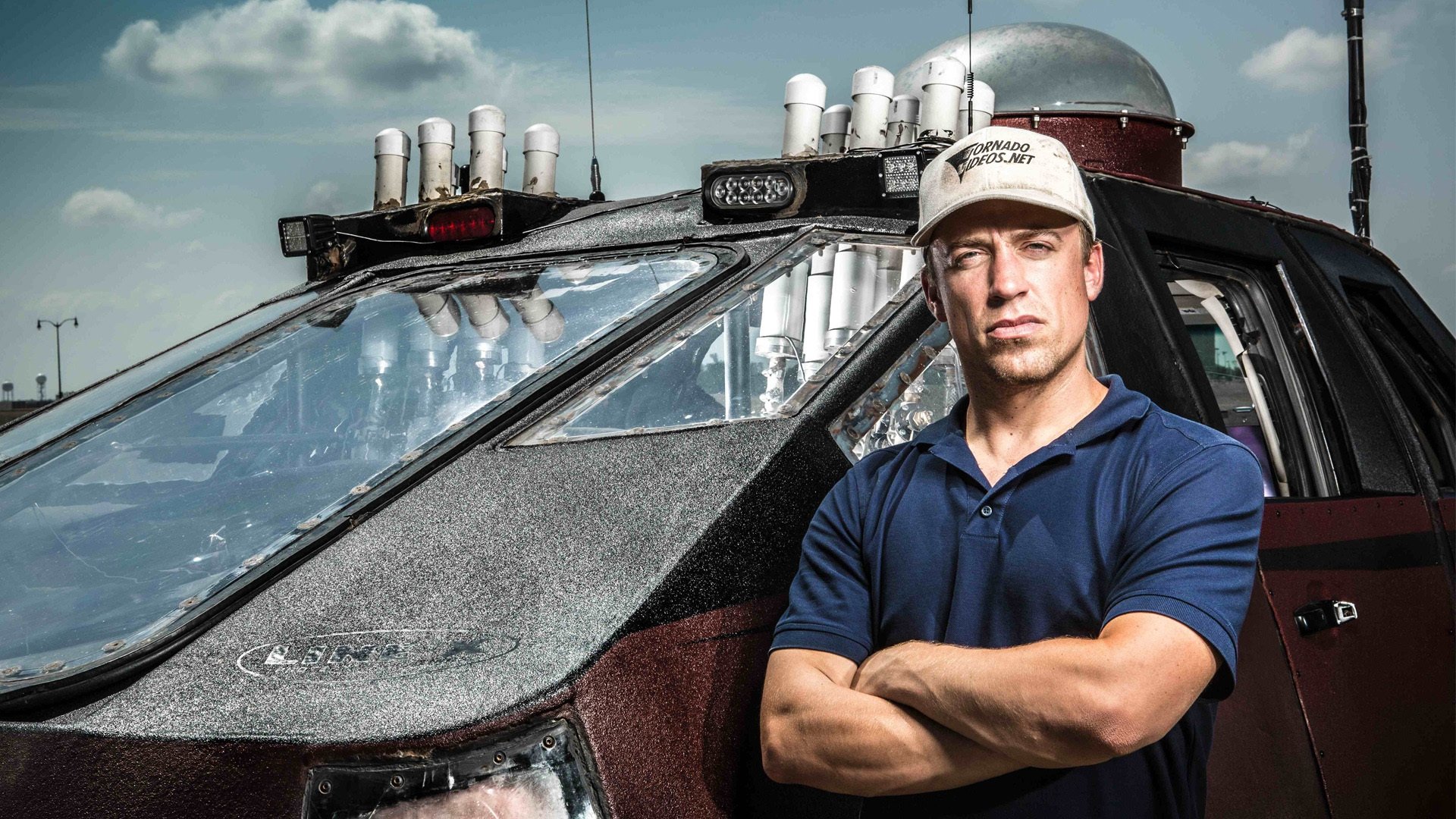 Tornado Chasers Background