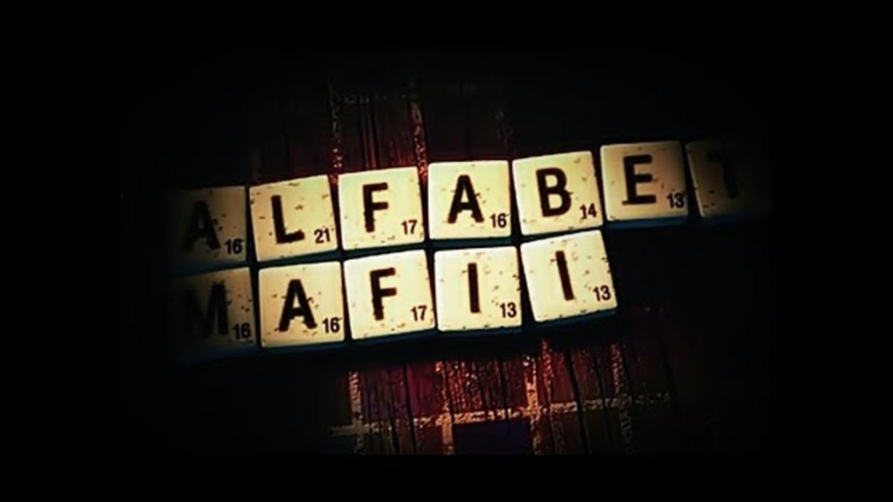Alfabet mafii. Dekada mafijnej Warszawy Background