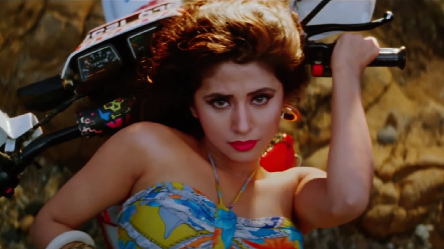 Rangeela Background