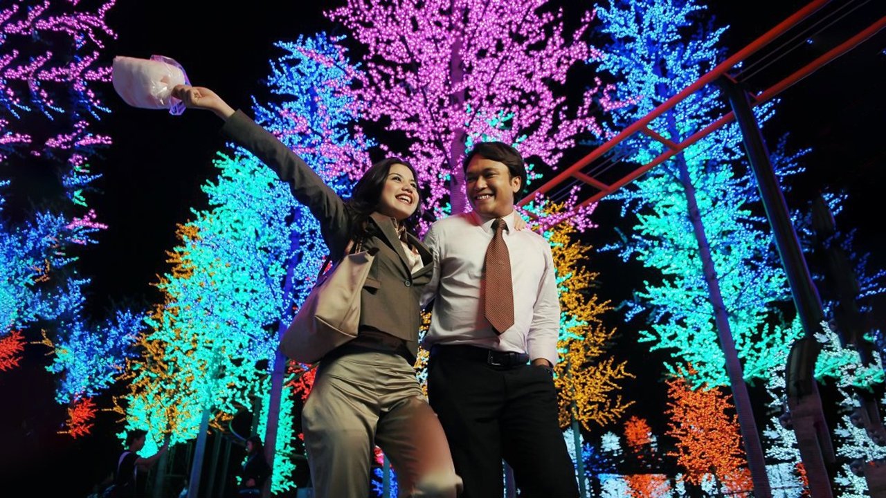 Saya Amat Mencintaimu Background