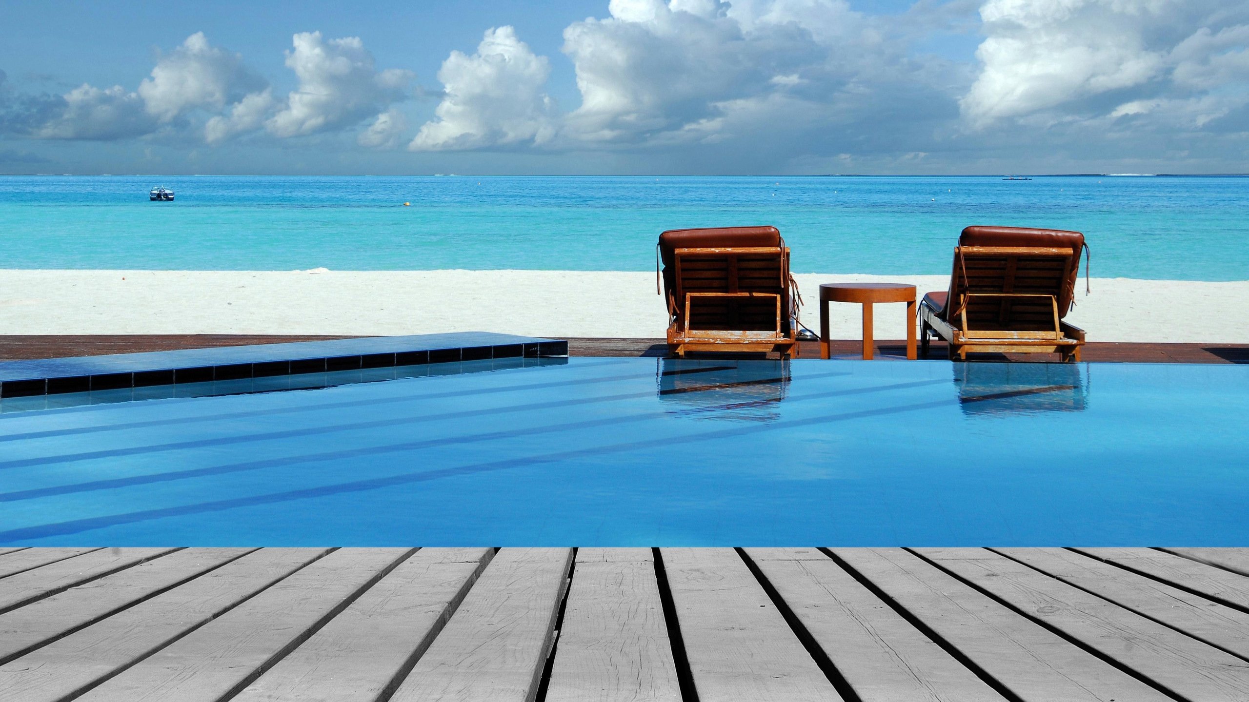 Ultimate Pools Background