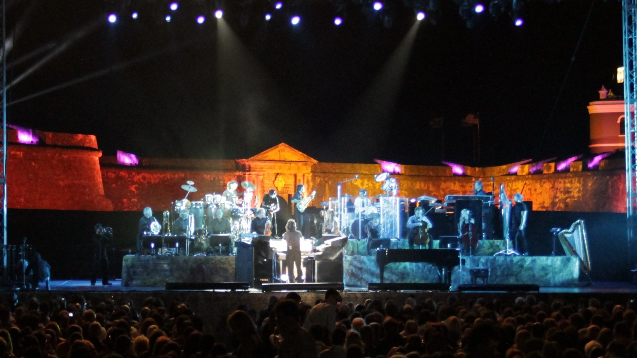 Yanni  Live From El Morro,Puerto Rico Background